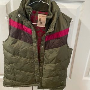 Old Navy Puffer Vest